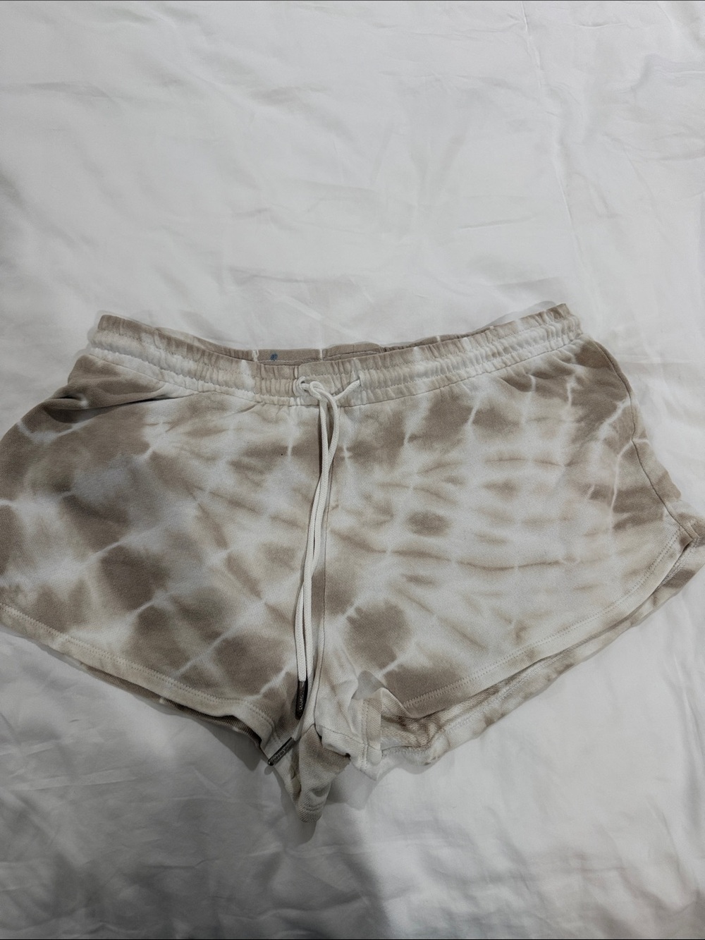 Z Supply Beige Tie-Dye Drawstring Lounge Shorts